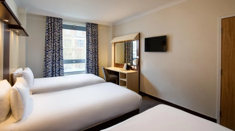 מלון רויאל נשיונל לונדון קלאסיקו טורס 1