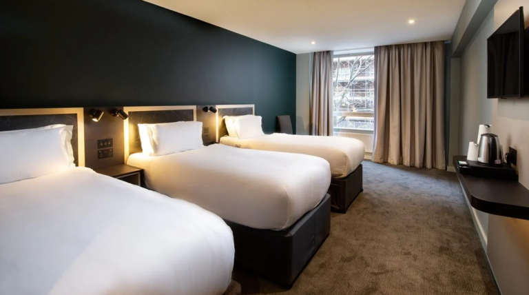 מלון רויאל נשיונל לונדון קלאסיקו טורס 3